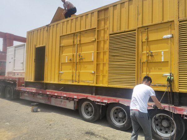 桥东汽油发电机对供油装置的要求