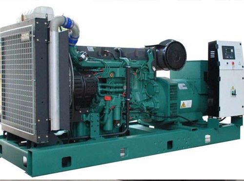 桥东升级现有发电机组的成本大概是多少？